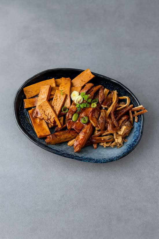 Combination of Any Three Items From Below (滷味 / 涼菜三拼 (下列選項))